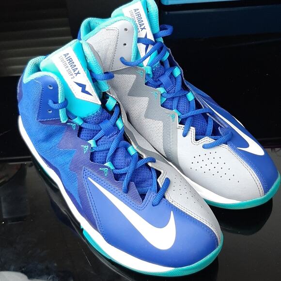 Nike Airmax Stutter Step 2 Sneakers Sz 8 - Picture 2 of 9